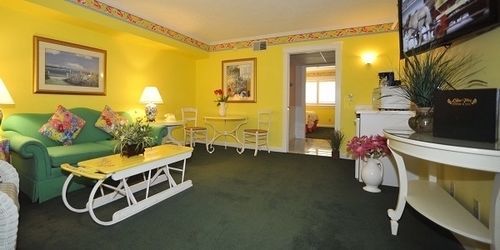 Lilac Tree Suites Insula Mackinac Exterior foto