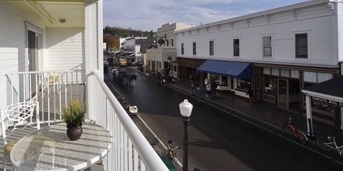 Lilac Tree Suites Insula Mackinac Exterior foto